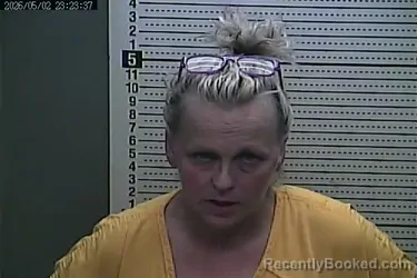 Mugshot of AMY HELTON booked in Harlan County, Kentucky on May 2, 2026