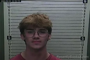 Mugshot of Dakota William Ray booked in Harlan County, Kentucky on September 16, 2026