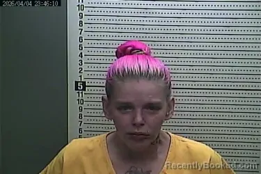 Mugshot of JENNIFER PAYNE booked in Harlan County, Kentucky on April 4, 2026