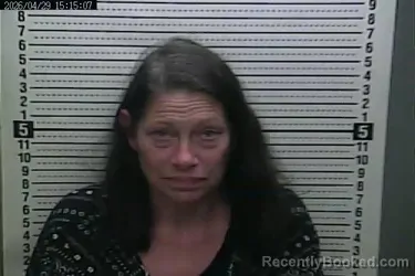 Mugshot of LINDA MIDDLETON booked in Harlan County, Kentucky on April 29, 2026