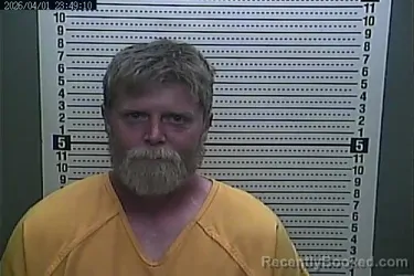 Mugshot of RICHARD SMITH booked in Harlan County, Kentucky on April 1, 2026