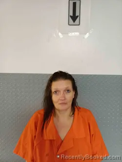Mugshot of WENDY BROWNING booked in Hart County, Kentucky on July 31, 2026