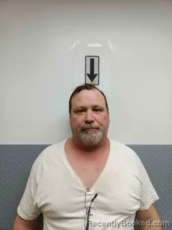 Mugshot of GILBERT MASON booked in Hart County, Kentucky on April 1, 2026