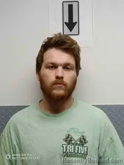 Mugshot of HARLEY THOMPSON booked in Hart County, Kentucky on April 17, 2026