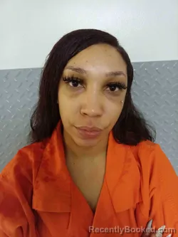 Mugshot of TORIA SMITH