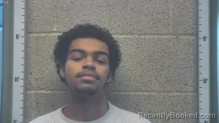 Mugshot of DAVARION UNDERWOOD