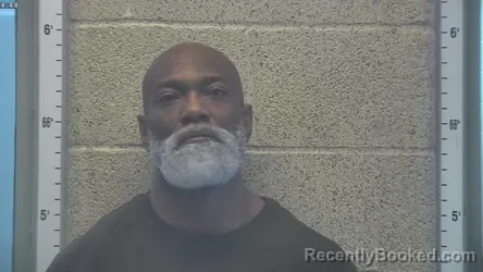 Mugshot of EVAN ORLANDO THOMAS