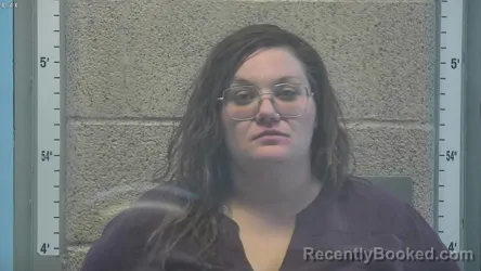 Mugshot of KAITLYN E TRAINER