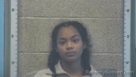 Mugshot of AMIYAH RENDER