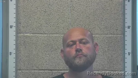 Mugshot of BRETT MICHAEL MILLER booked in Henderson County, Kentucky on April 27, 2026