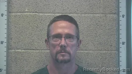 Mugshot of MICHAEL DAVID MALLARD booked in Henderson County, Kentucky on May 10, 2026