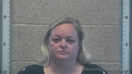 Mugshot of AMANDA JOANNE WAGGANER booked in Henderson County, Kentucky on May 12, 2026