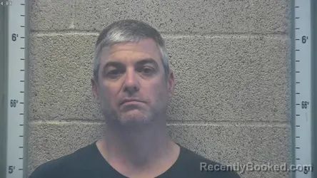 Mugshot of JONATHAN NEIL ALLINDER booked in Henderson County, Kentucky on June 10, 2026