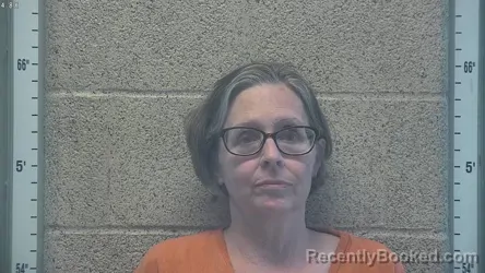 Mugshot of TRENA LYNN MORRIS booked in Henderson County, Kentucky on June 11, 2026