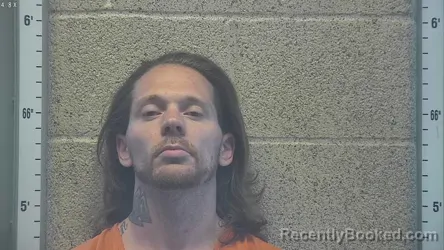 Mugshot of DYLAN EDWARD MAYS booked in Henderson County, Kentucky on June 19, 2026