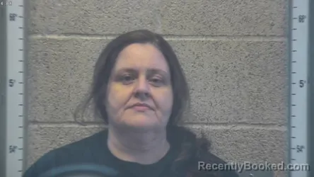 Mugshot of JESSICA SMITH booked in Henderson County, Kentucky on July 6, 2026