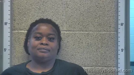 Mugshot of LATARA DENISE GRAVES booked in Henderson County, Kentucky on July 14, 2026