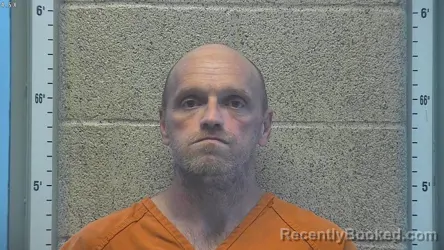 Mugshot of DERRICK LEE EVANS booked in Henderson County, Kentucky on July 19, 2026