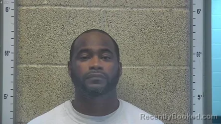 Mugshot of CEDRIC LAMAR HARRIS booked in Henderson County, Kentucky on August 3, 2026