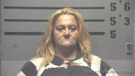 Mugshot of CHERYL NICHOLE BREWER booked in Hopkins County, Kentucky on August 5, 2026