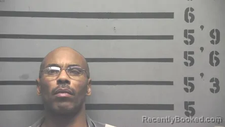 Mugshot of MAURICE DEMOND BOND