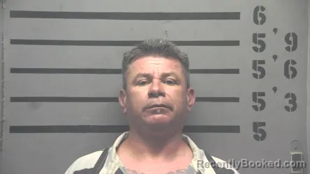 Mugshot of ROBERT BALDERRAMA booked in Hopkins County, Kentucky on April 18, 2026