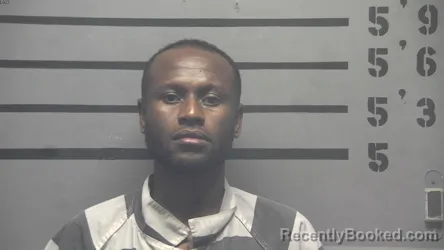 Mugshot of DAMAS CHARLES