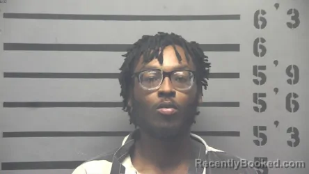 Mugshot of DASHAUN MARQUEL CARTER booked in Hopkins County, Kentucky on June 6, 2026