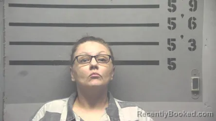 Mugshot of Kendra Ladawn Cox booked in Hopkins County, Kentucky on October 9, 2026