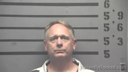 Mugshot of DONALD WAYNE DUNN booked in Hopkins County, Kentucky on July 6, 2026