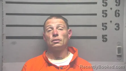 Mugshot of GARY DUSTIN DIBENEDETTI booked in Hopkins County, Kentucky on April 30, 2026