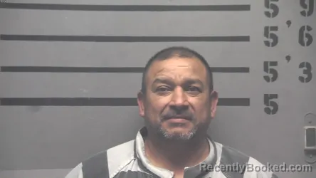 Mugshot of JOSE DAVID . DERAS PEREZ