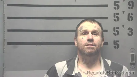 Mugshot of FREDDIE DEWAYNE MAGGARD JR