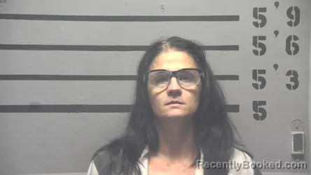 Mugshot of BOBBIE BROOK OLIVER booked in Hopkins County, Kentucky on July 6, 2026