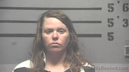 Mugshot of MARA RAE OLIVER