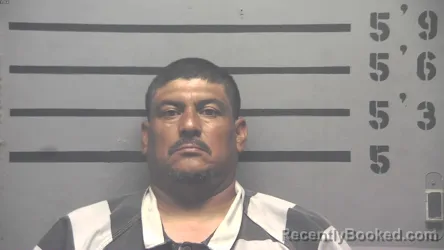 Mugshot of EDUARDO ISIEN ROSALES booked in Hopkins County, Kentucky on June 29, 2026