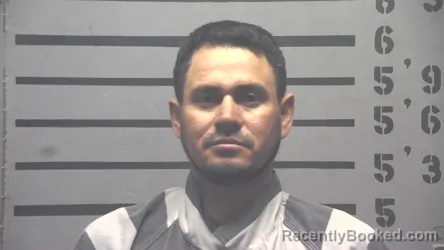 Mugshot of MARIO RAMOS-DIAZ booked in Hopkins County, Kentucky on June 17, 2026