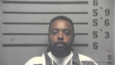 Mugshot of Devron Metreel Taylor booked in Hopkins County, Kentucky on August 31, 2026