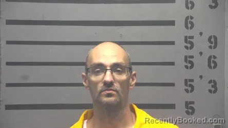 Mugshot of Jacob Scott Taylor booked in Hopkins County, Kentucky on August 25, 2026