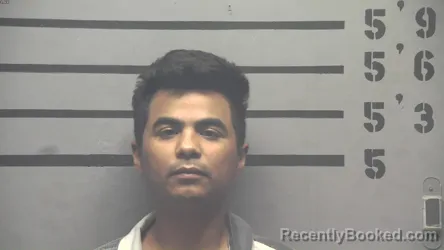 Mugshot of RONNY VIZCAINO RODRIGUEZ booked in Hopkins County, Kentucky on April 27, 2026