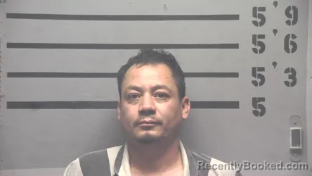 Mugshot of Ramon Edgardo . Viera Hernandez booked in Hopkins County, Kentucky on August 29, 2026