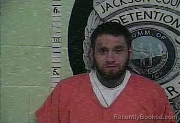 Mugshot of DUSTIN DWAYNE FARRA booked in Jackson County, Kentucky on May 6, 2026