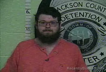 Mugshot of MICHAEL DYLAN MADDEN