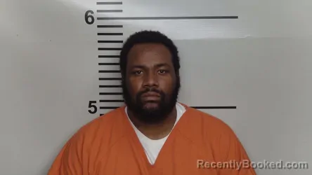 Mugshot of QUON RUSSELL