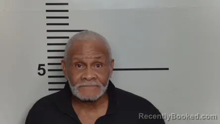 Mugshot of ISAIAH HIGGINS