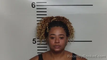 Mugshot of NICOLE LANAE TROWELL