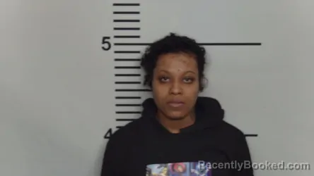 Mugshot of SHYANNE GREEN