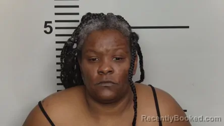 Mugshot of LISA DANIELLE CLAY