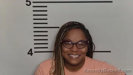 Mugshot of CAMRY N BRADLEY