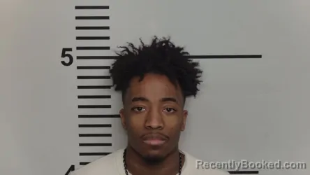 Mugshot of MONTRELL DALE-MASON